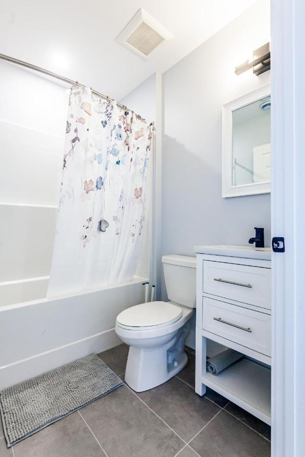 Ferienwohnung New English Point Oceanfront Living With Hot Tub Head of Jeddore Exterior foto
