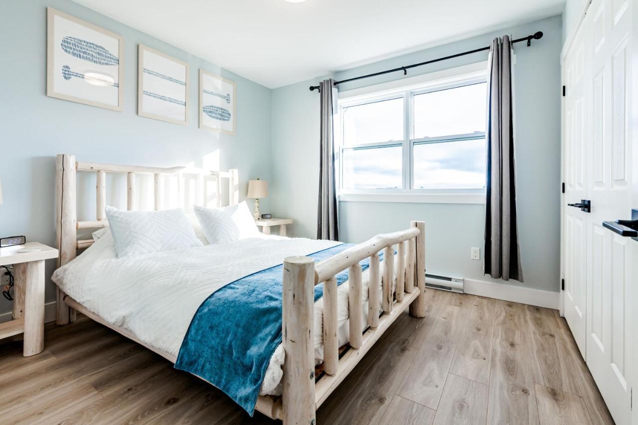 Ferienwohnung New English Point Oceanfront Living With Hot Tub Head of Jeddore Exterior foto